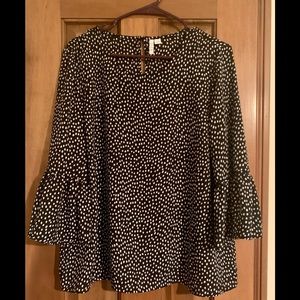 Elle bell sleeve blouse